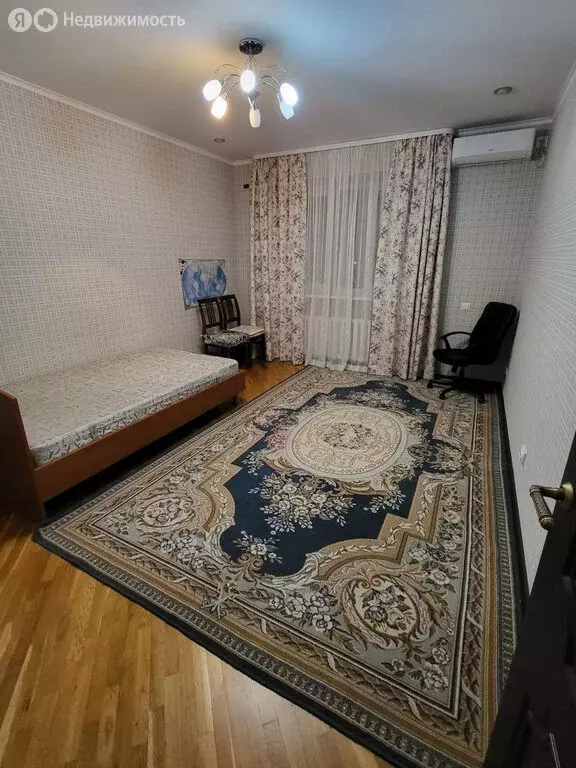 3-комнатная квартира: Октябрьский, улица Гоголя, 7 (87.6 м) - Фото 1