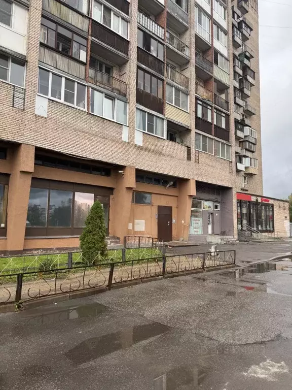 Комната Санкт-Петербург Загребский бул., 21 (13.0 м) - Фото 2