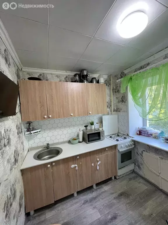 1-комнатная квартира: Кольчугино, улица 50 лет Октября, 11 (30 м) - Фото 0