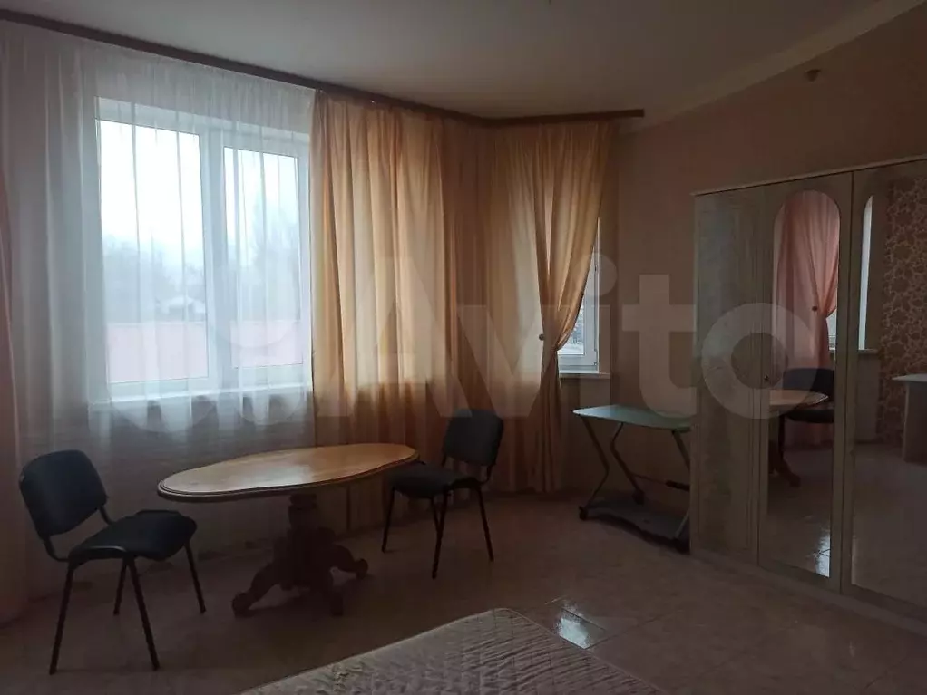 Комната 25 м, 2/2 эт. - Фото 1