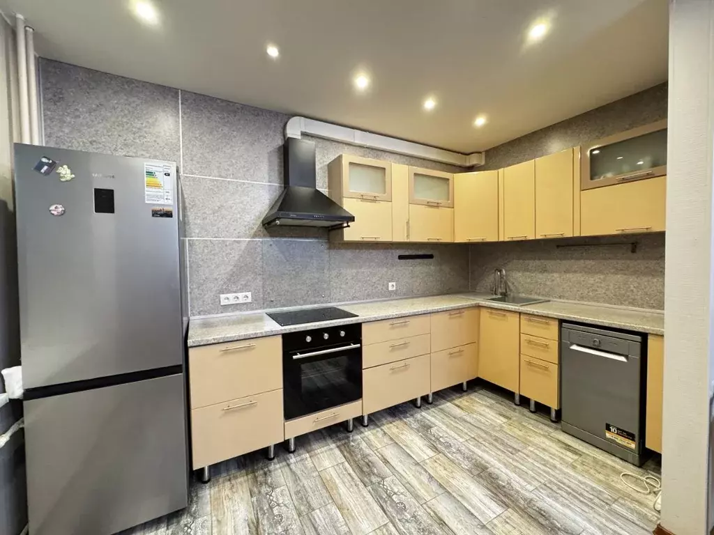 3-к кв. Санкт-Петербург ул. Веденеева, 8к1 (113.0 м) - Фото 2