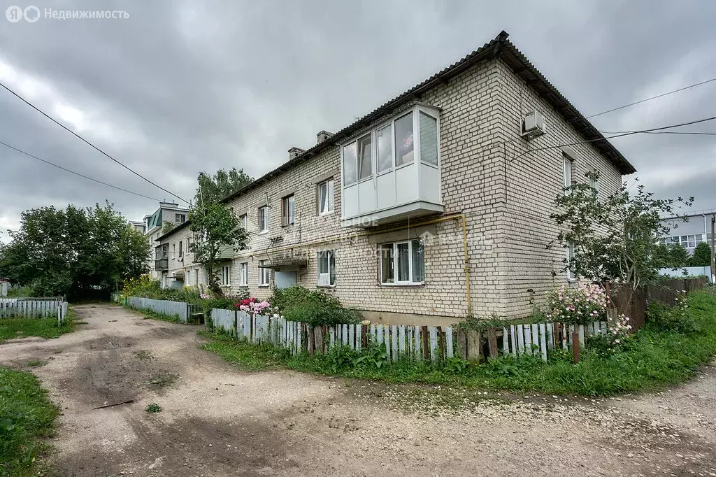 3-комнатная квартира: Рыбное, улица Чехова, 20 (60 м) - Фото 1