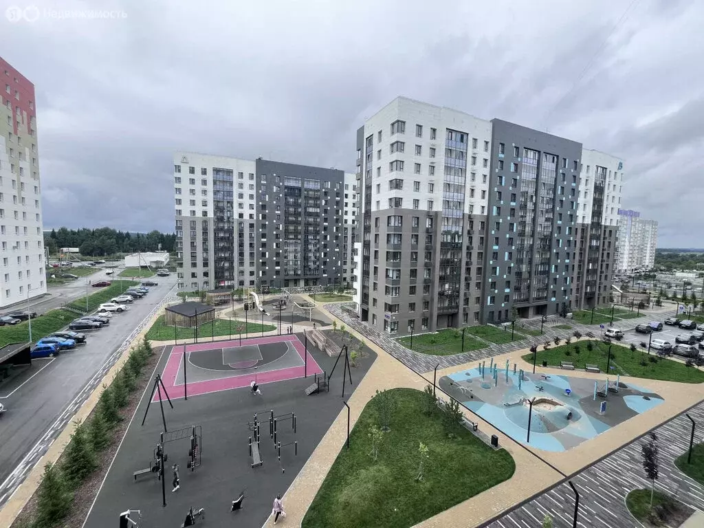 3-комнатная квартира: Сыктывкар, Тентюковская улица, 320к3 (70.6 м) - Фото 1