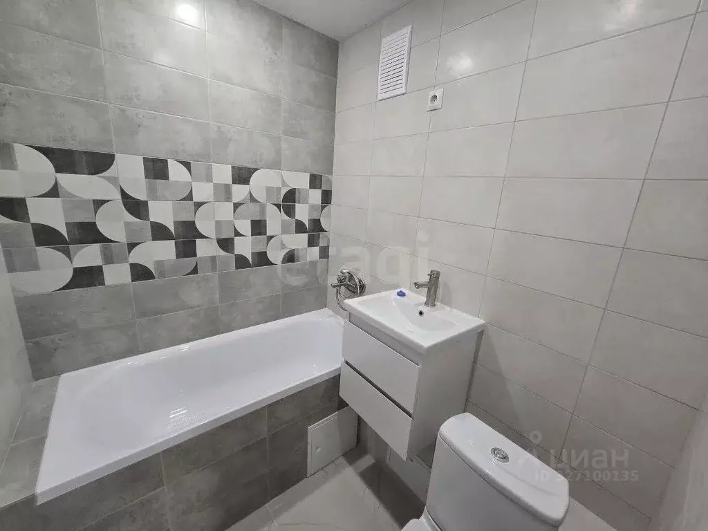 2-к кв. Тверская область, Тверь ул. Хромова, 8А (47.0 м) - Фото 1