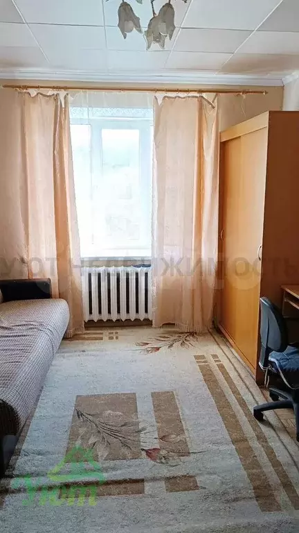 Комната 13,5 м в 8-к., 5/5 эт. - Фото 1