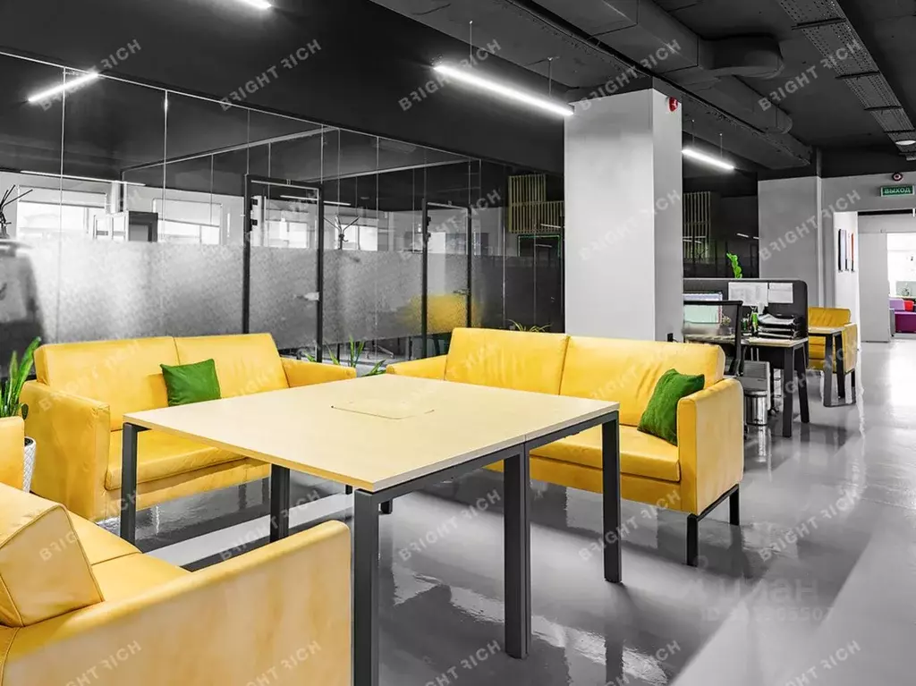 Офис в Санкт-Петербург Инструментальная ул., 8 (371 м) - Фото 1