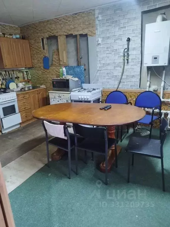 Комната Новгородская область, Великий Новгород Деревяницкая ул., 6 - Фото 2