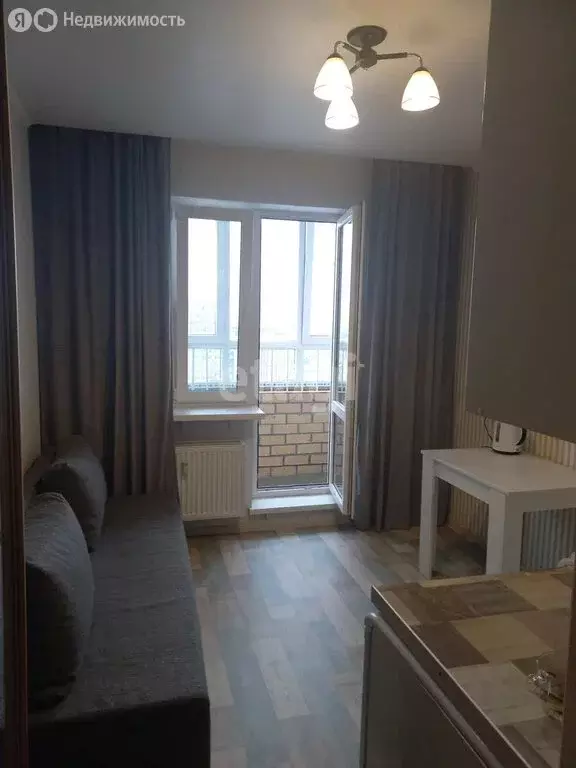 Квартира-студия: Тюмень, улица Новосёлов, 107к2 (15.2 м) - Фото 1