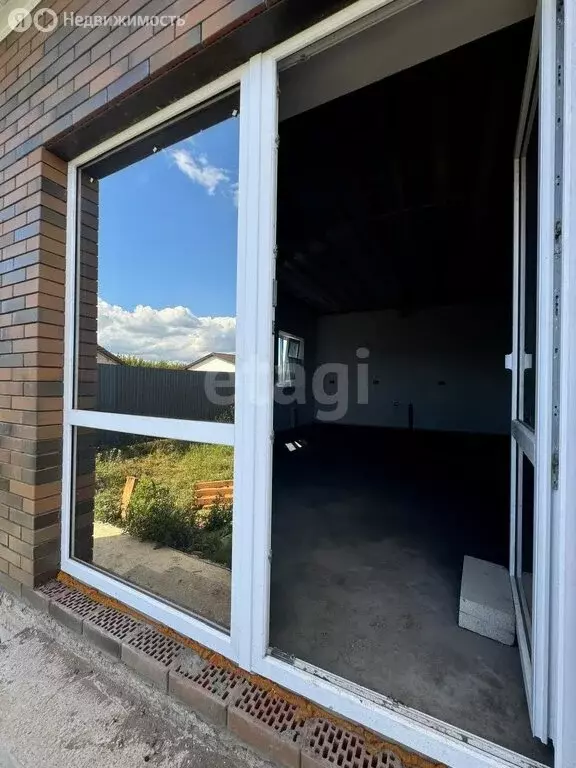 Дом в село Подстепки, улица имени Дмитрия Долотовских, 5 (140 м) - Фото 1
