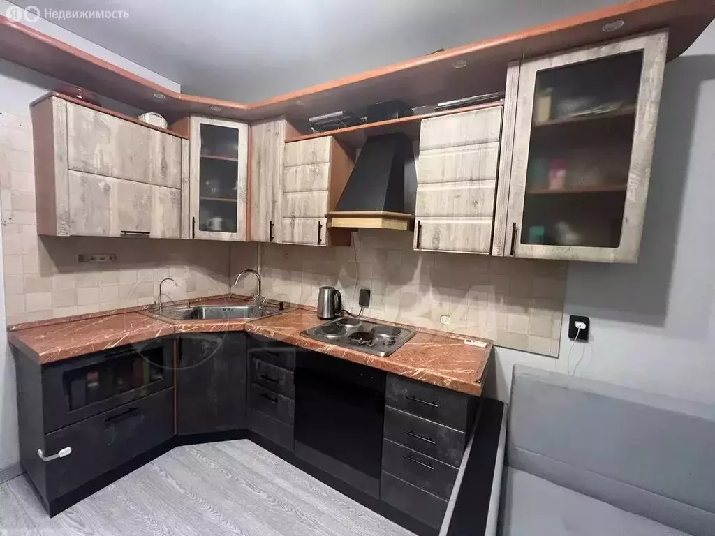 1-комнатная квартира: Тюмень, улица Бориса Житкова, 2к1 (47 м) - Фото 1