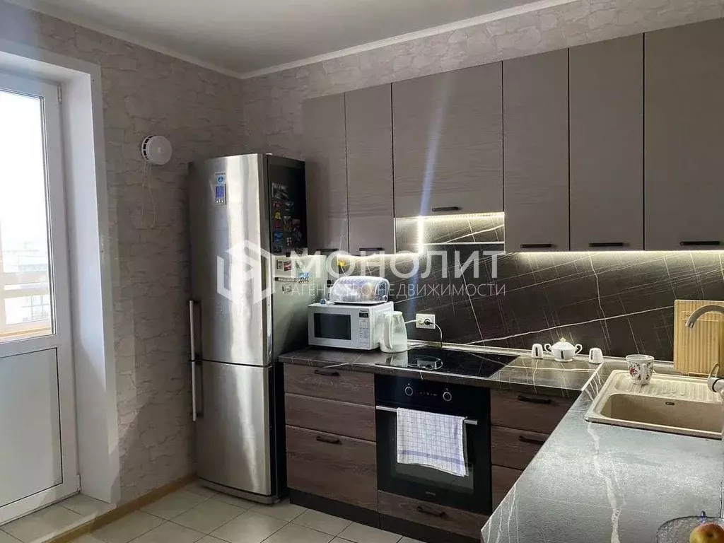 1-к кв. Белгородская область, Старый Оскол Степной мкр, 31 (45.0 м) - Фото 1