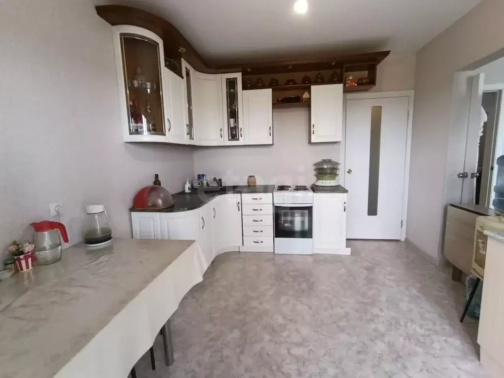 3-к кв. Татарстан, Казань ул. Генерала Махмута Гареева, 5А (79.5 м) - Фото 0