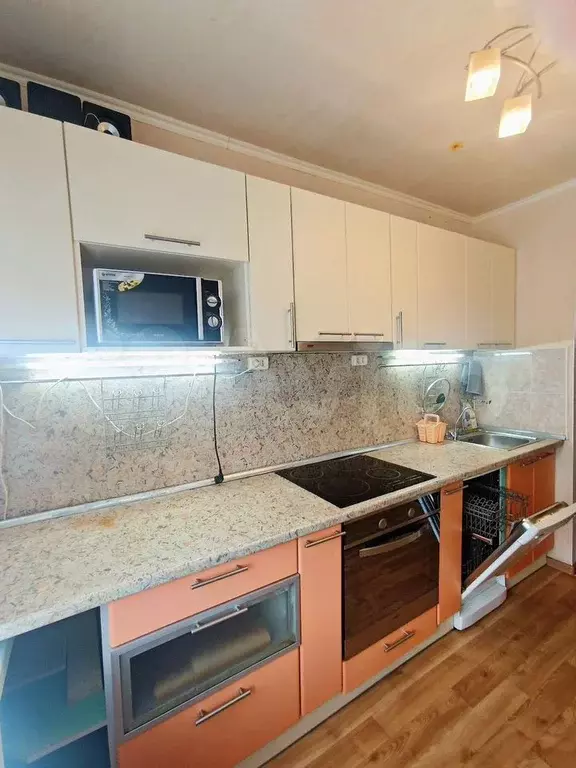 2-к. квартира, 54 м, 5/5 эт. - Фото 0