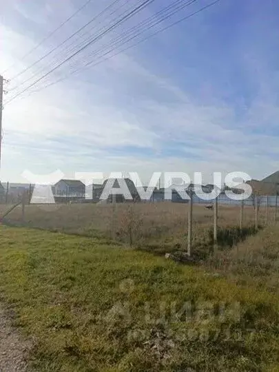 Участок в Крым, Симферопольский район, с. Родниково  (10.0 сот.) - Фото 2