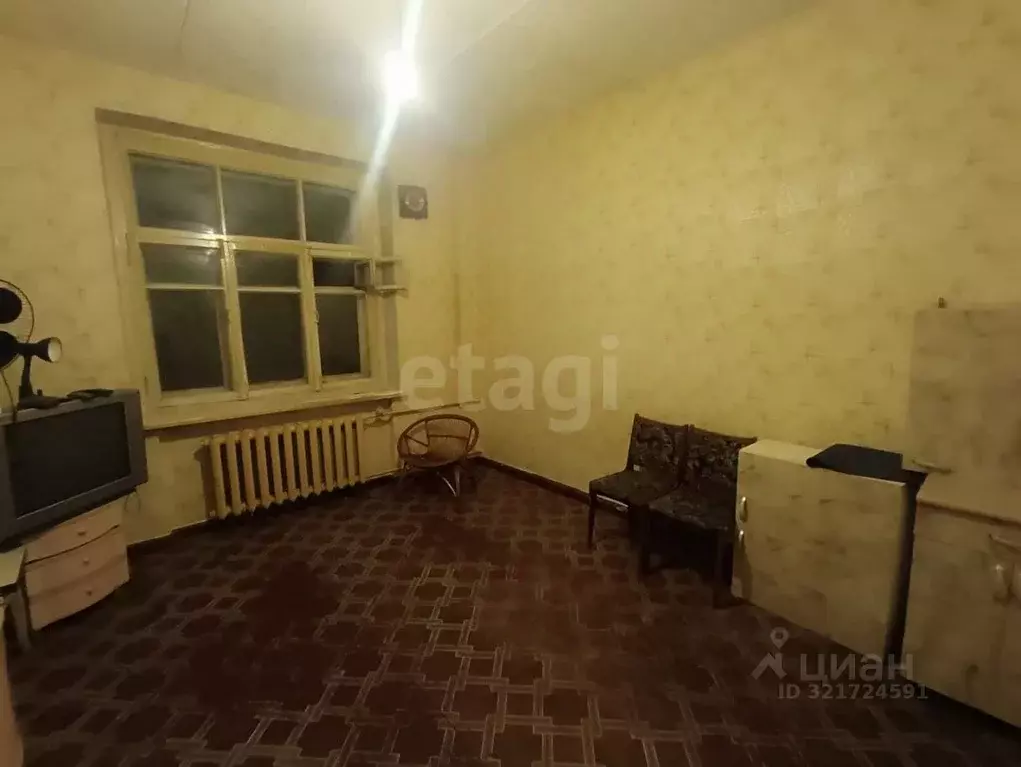 Комната Челябинская область, Озерск ул. Свердлова, 6 (13.9 м) - Фото 1