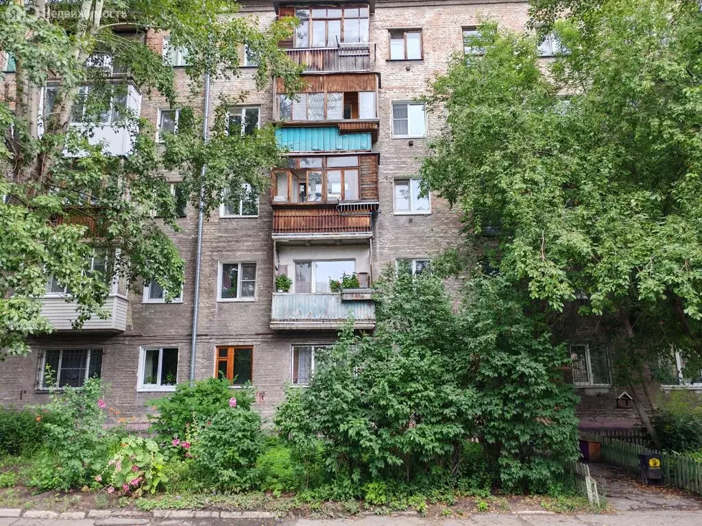 3-комнатная квартира: Омск, проспект Мира, 10Б (57 м) - Фото 1