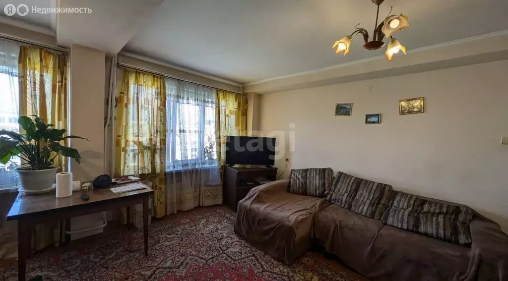 3-комнатная квартира: Красноярск, Семафорная улица, 251 (76.7 м) - Фото 1
