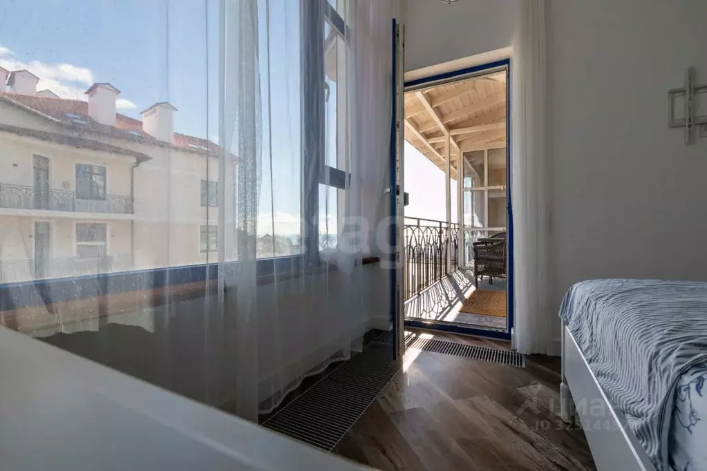 2-к кв. Краснодарский край, Геленджик Крымская ул., 22к13 (49.6 м) - Фото 1