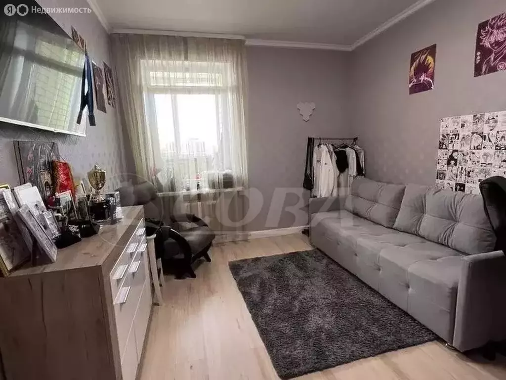 3-комнатная квартира: Тюмень, Таврическая улица, 9к5 (63.7 м) - Фото 1