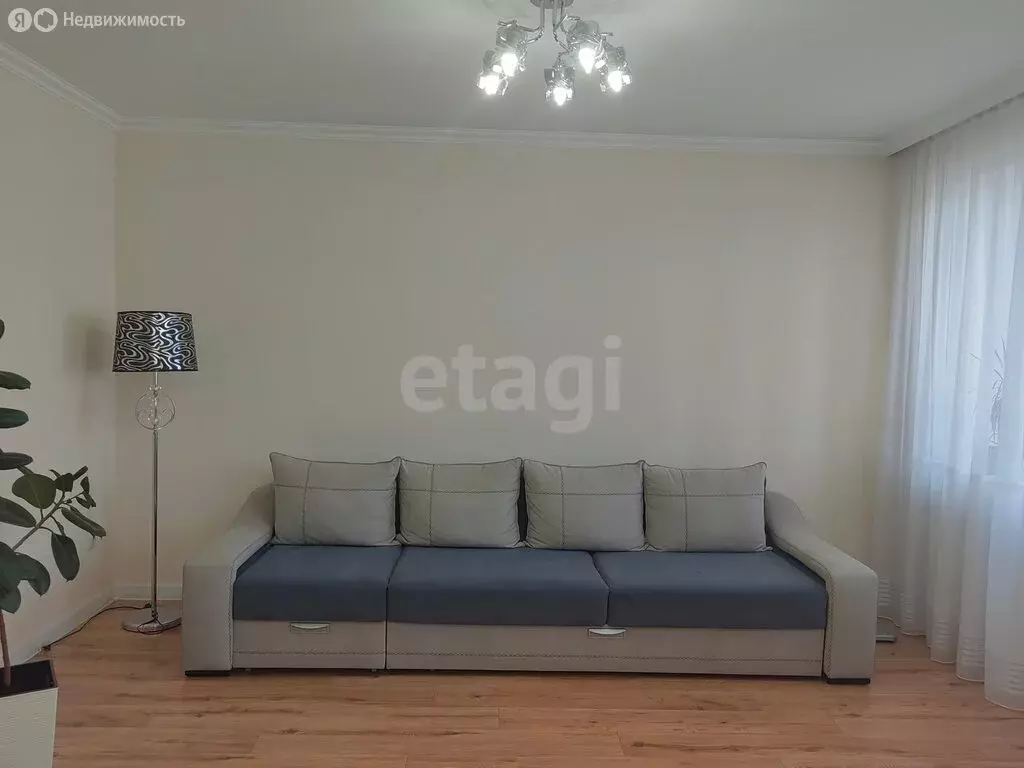 3-комнатная квартира: Абакан, улица Кирова, 122 (80.6 м) - Фото 2
