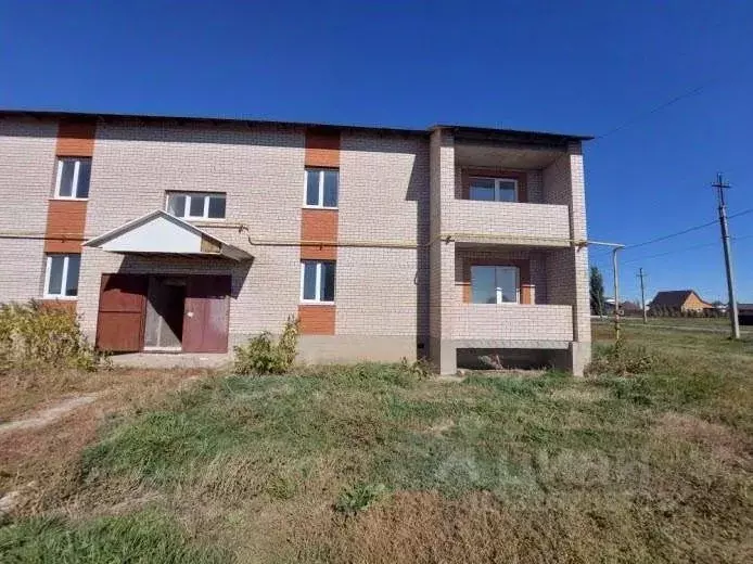3-к кв. Оренбургская область, с. Беляевка ул. Полевая (63.5 м) - Фото 0