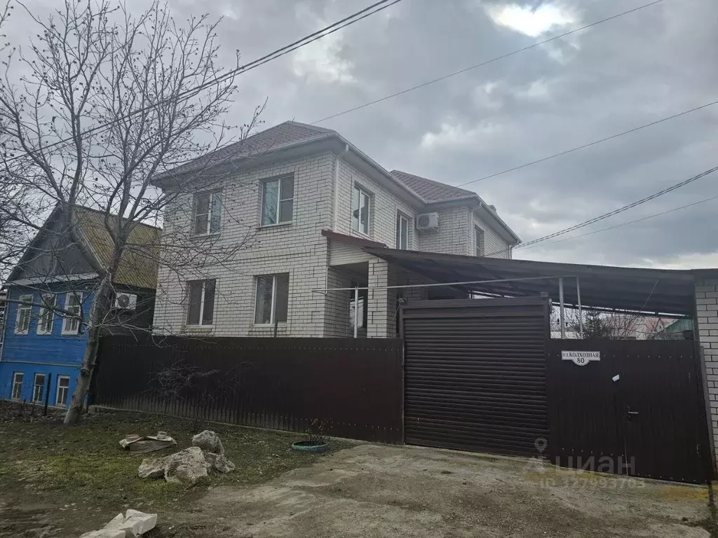 Дом в Астраханская область, Астрахань Колхозная ул., 80 (228 м) - Фото 1