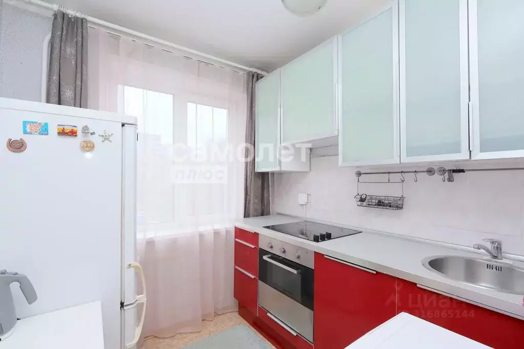 2-к кв. Кемеровская область, Кемерово бул. Строителей, 42Б (49.5 м) - Фото 0