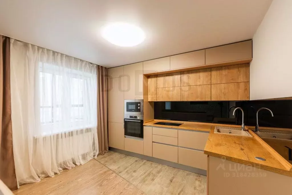 3-к кв. Свердловская область, Березовский ул. Красных Героев, 20к2 ... - Фото 0
