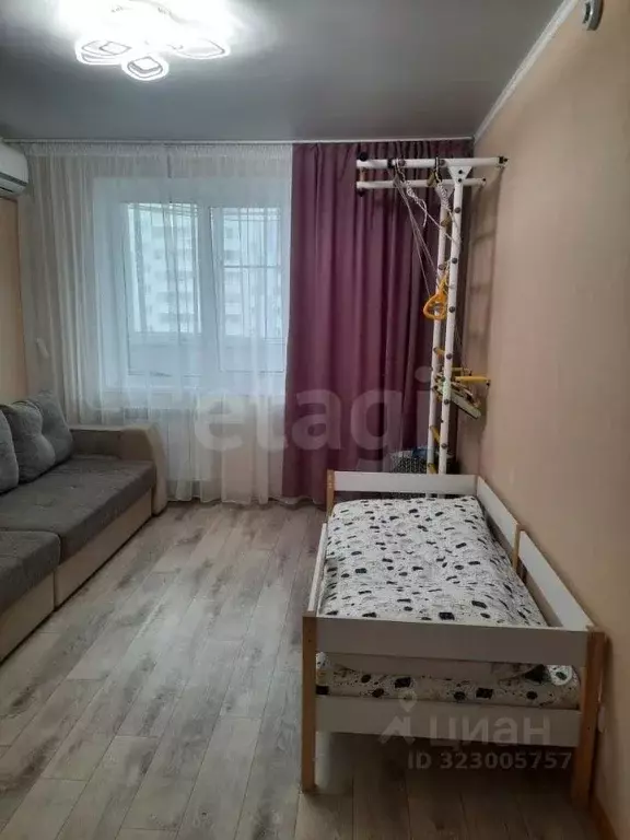 1-к кв. Татарстан, Альметьевск Алсу мкр, ул. Рината Галеева, 35 (38.9 ... - Фото 0