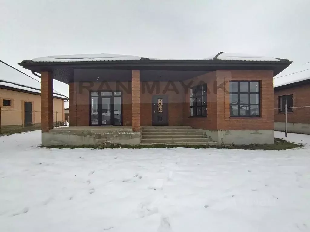 Дом в Адыгея, Майкоп городской округ, Гавердовский хут. пер. Майский ... - Фото 1