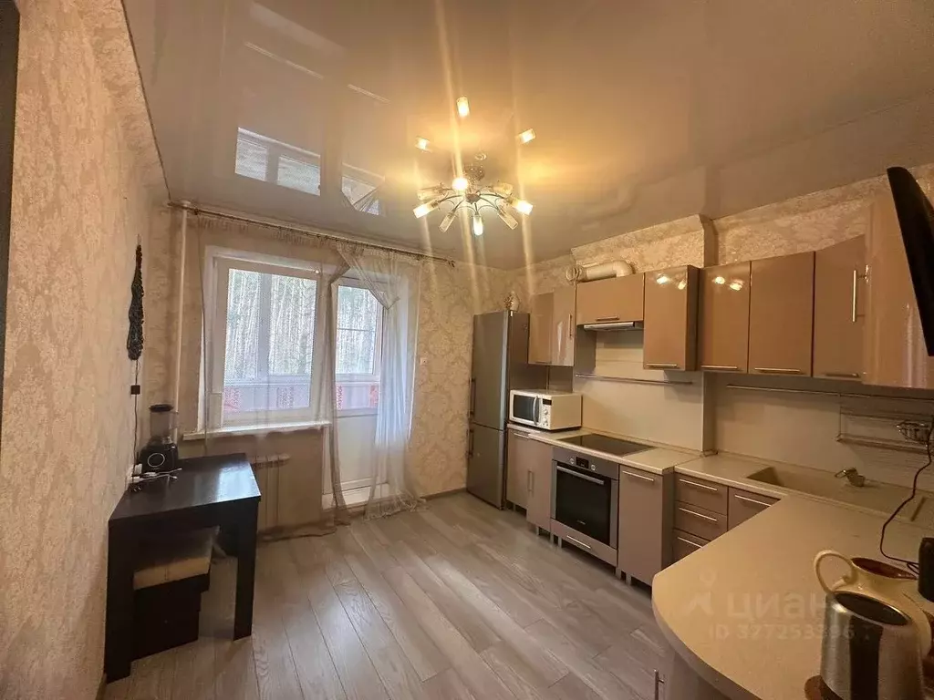 3-к кв. Московская область, Воскресенск Рабочая ул., 117 (92.0 м) - Фото 1