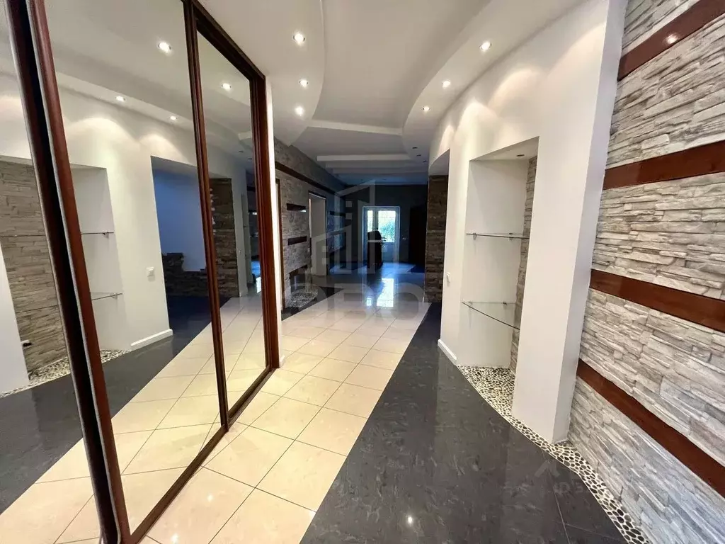 Дом в Санкт-Петербург пос. Парголово, Колхозная ул., 8к5 (568 м) - Фото 2