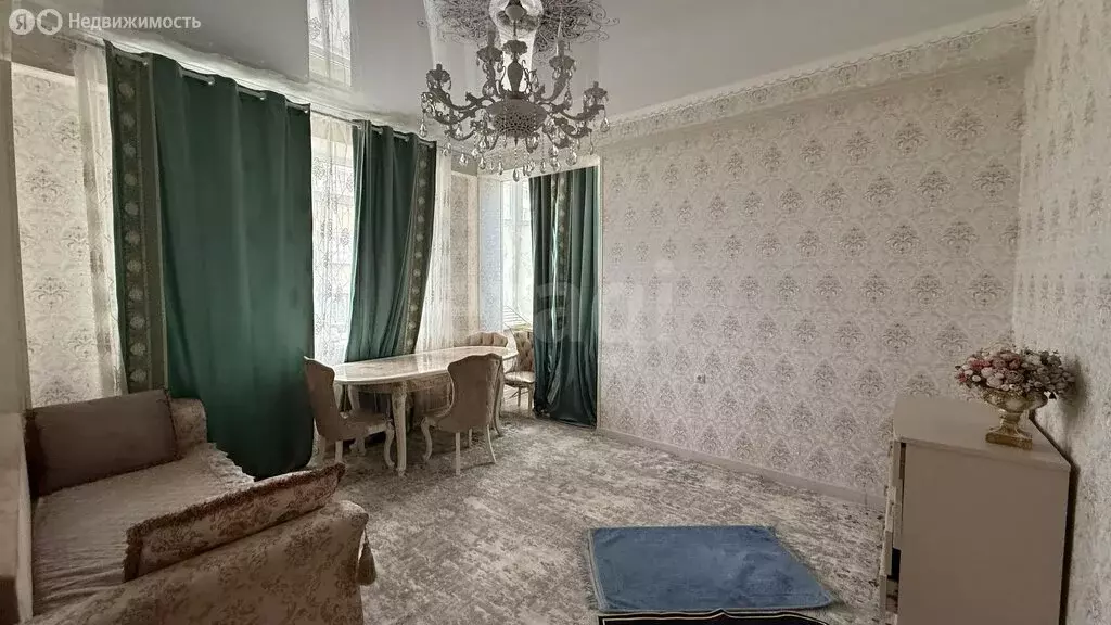 2-комнатная квартира: Магас, Набережная улица, 1 (75 м) - Фото 2