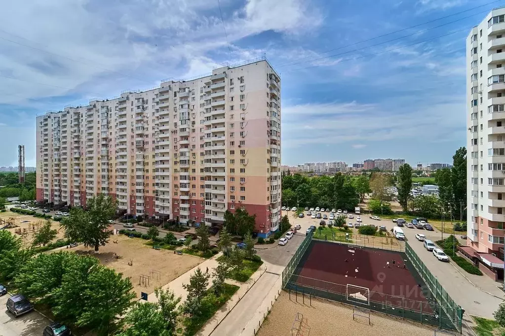 3-к кв. Краснодарский край, Краснодар ул. Александра Покрышкина, 4/4 ... - Фото 0