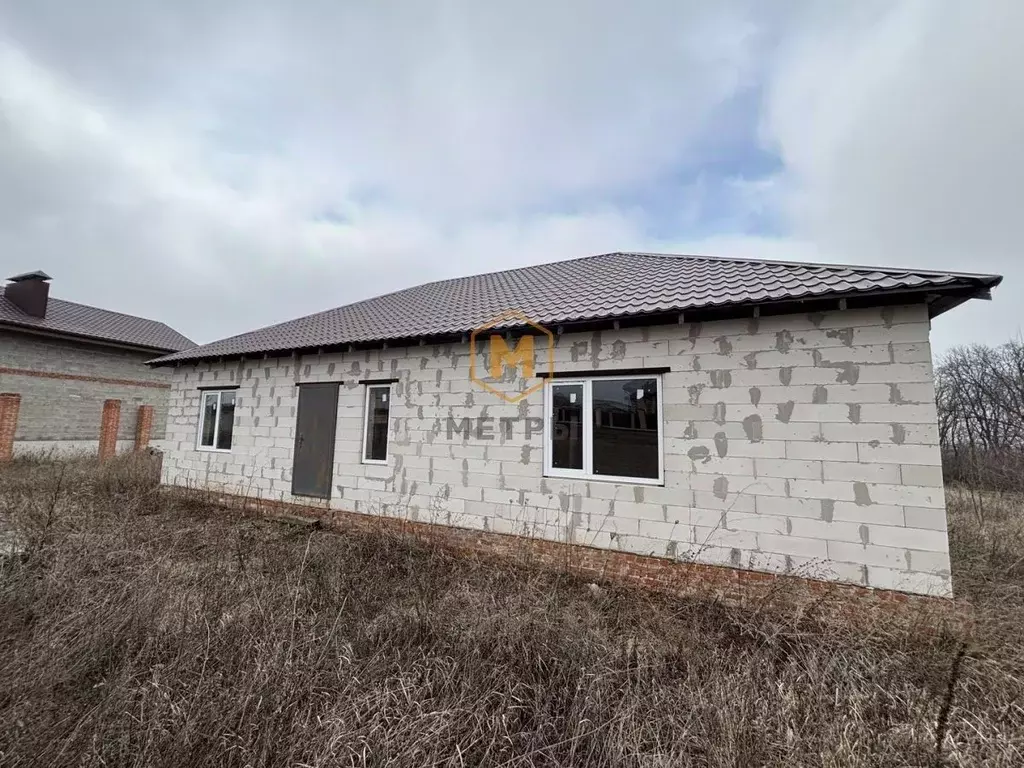 Дом в Белгородская область, Белгородский район, Головинское с/пос, с. ... - Фото 1