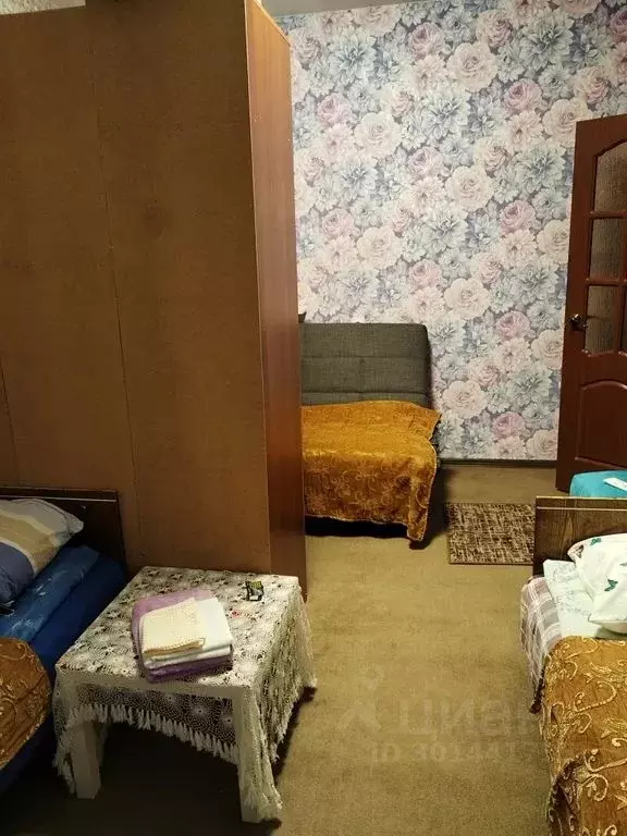 Комната Мурманская область, Кировск Ленинградская ул., 21 - Фото 1