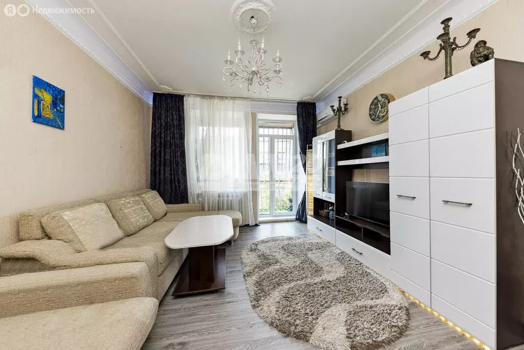 4-комнатная квартира: Челябинск, улица Цвиллинга, 35 (86.1 м) - Фото 0