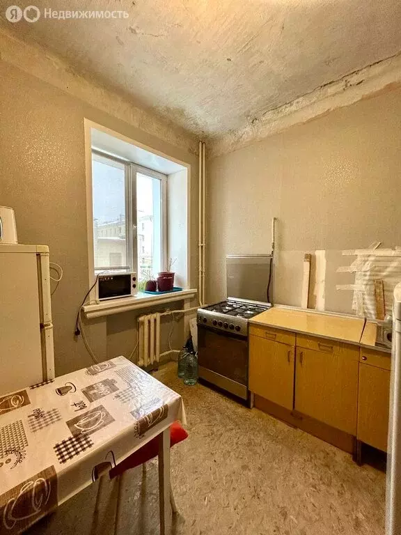 2-комнатная квартира: Киров, улица Защитников Отечества, 68 (60.4 м) - Фото 2