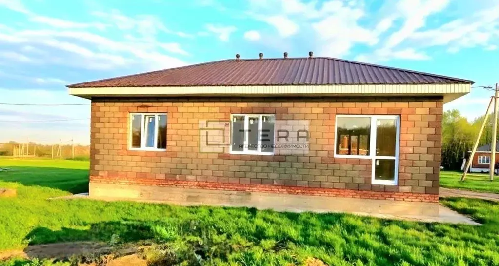 Дом в Башкортостан, с. Иглино ул. Левитана (100 м) - Фото 2