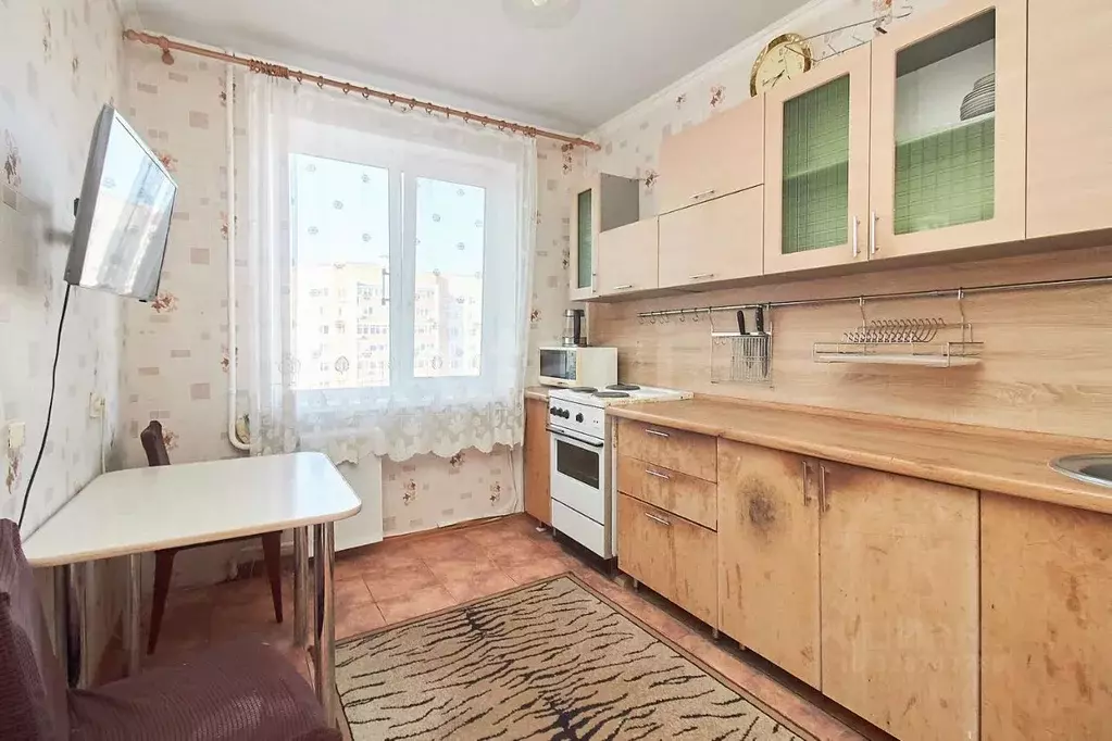 2-к кв. Тюменская область, Тюмень Заречный проезд, 10 (53.8 м) - Фото 1