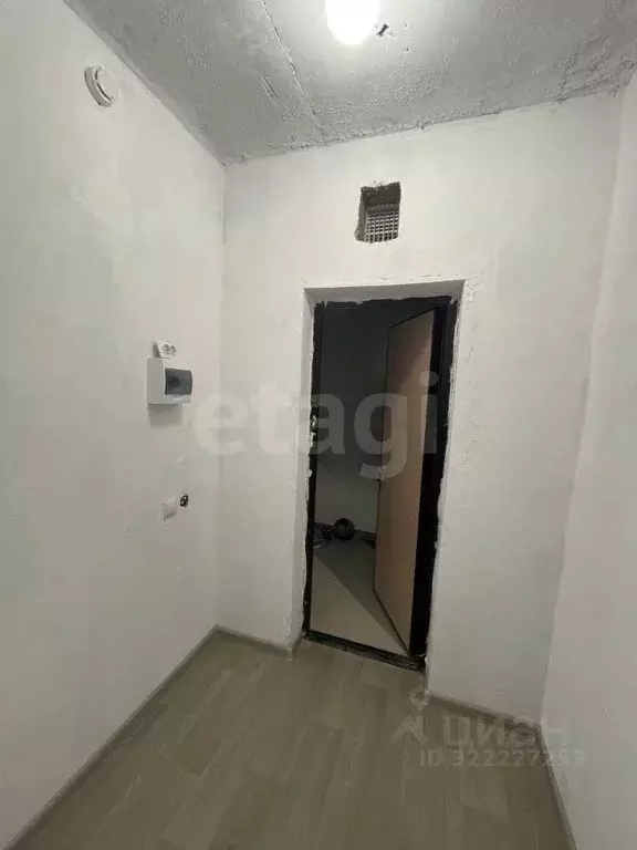 Склад в Тюменская область, Тюмень ул. Александра Протозанова, 8 (4 м) - Фото 1