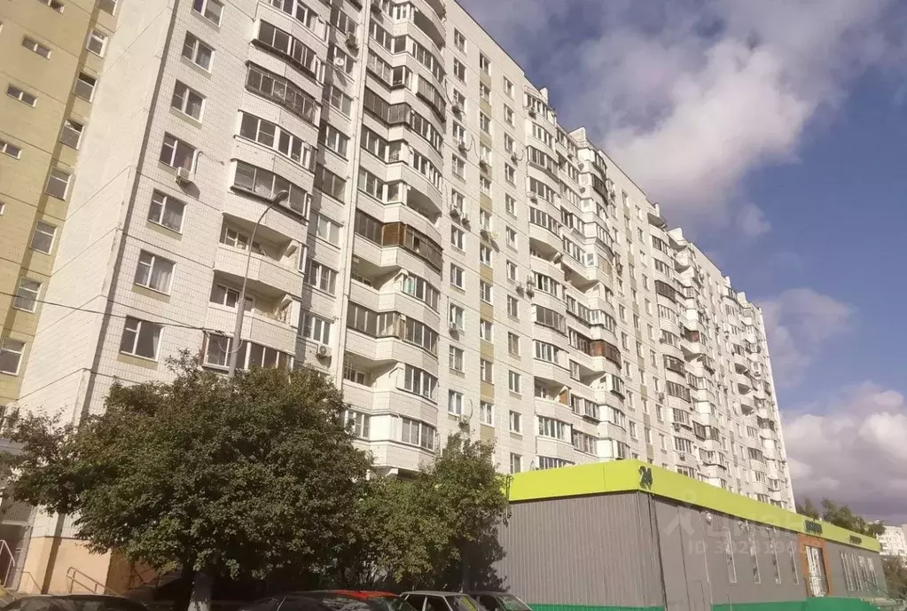 2-к кв. Москва ул. Адмирала Лазарева, 58 (58.1 м) - Фото 0