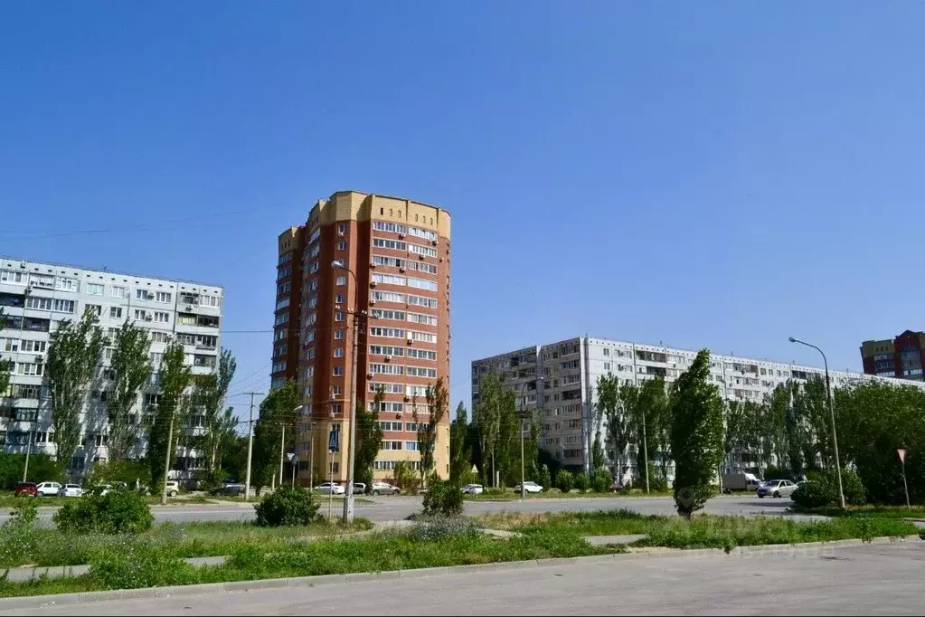 4-к кв. Волгоградская область, Волжский ул. Александрова, 19 (112.1 м) - Фото 0