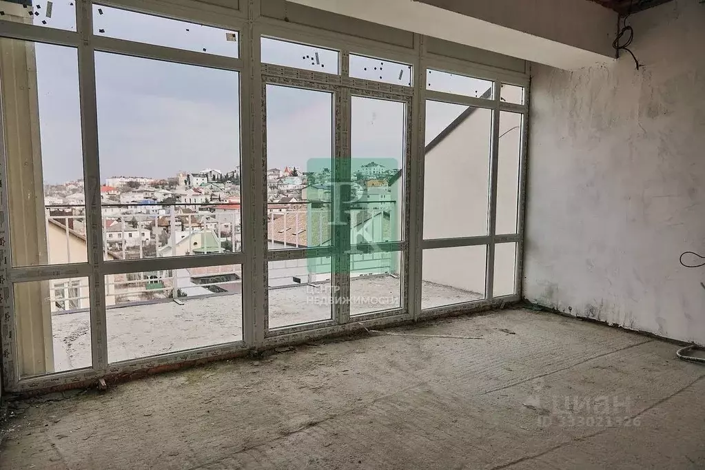 5-к кв. Севастополь Гагаринский муниципальный округ,  (105.0 м) - Фото 1