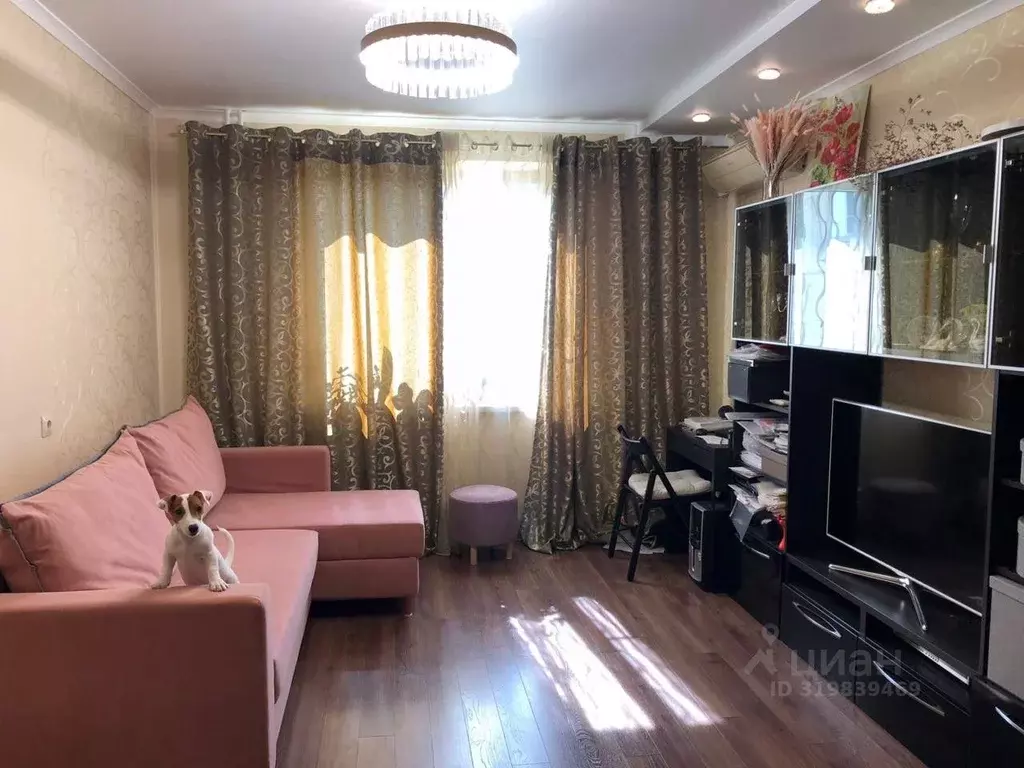 3-к кв. Ростовская область, Батайск Октябрьская ул., 124 (74.0 м) - Фото 0