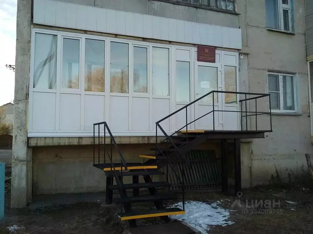 Помещение свободного назначения в Курганская область, с. Целинное ул. ... - Фото 2