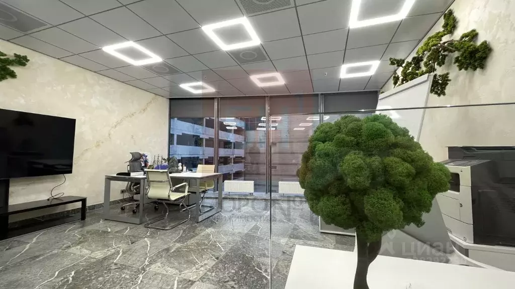 Офис в Свердловская область, Екатеринбург ул. Малышева, 51 (46 м) - Фото 1