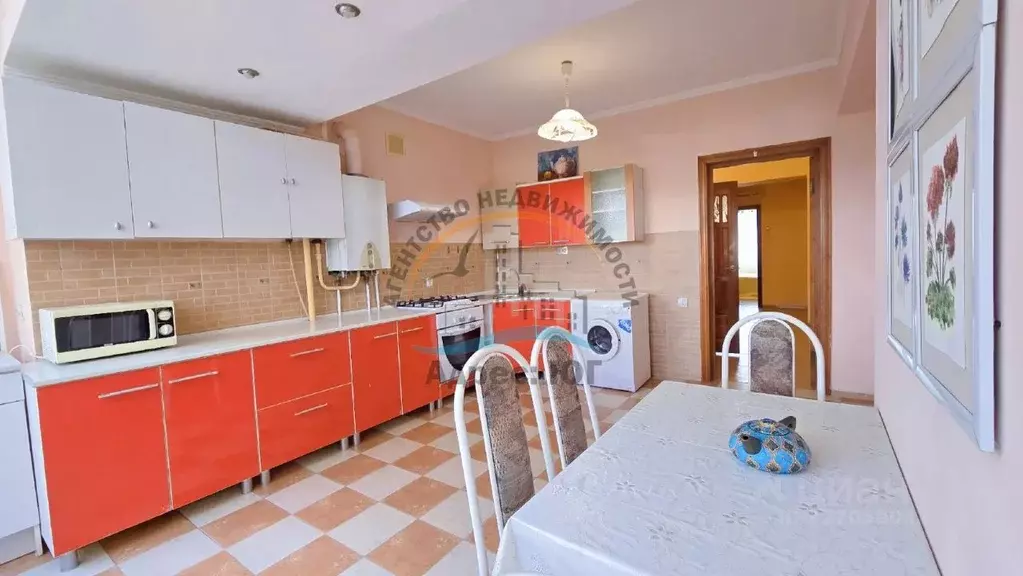 2-к кв. Краснодарский край, Анапа Гребенская ул. (75.1 м) - Фото 1