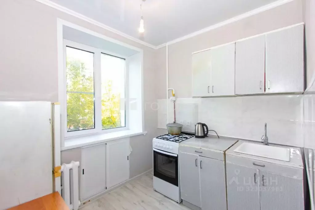 2-к кв. Новосибирская область, Новосибирск просп. Карла Маркса, 17 ... - Фото 0