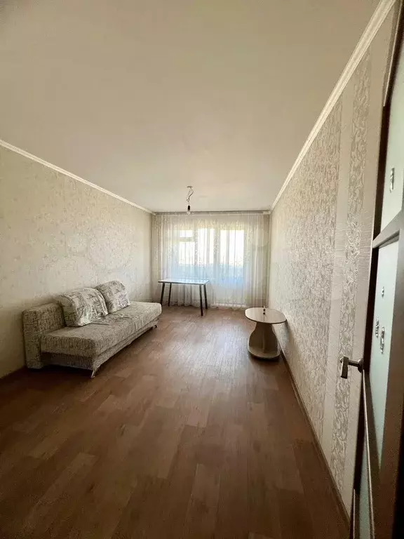 2-к. квартира, 60 м, 8/10 эт. - Фото 1